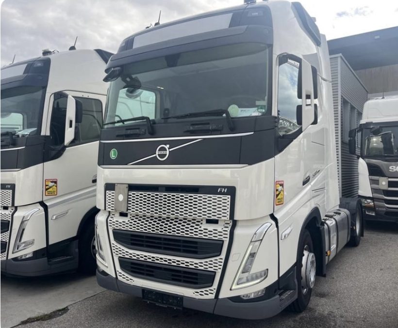 6061b2cf-ea8f-4b9f-860a-293c9d6768b6